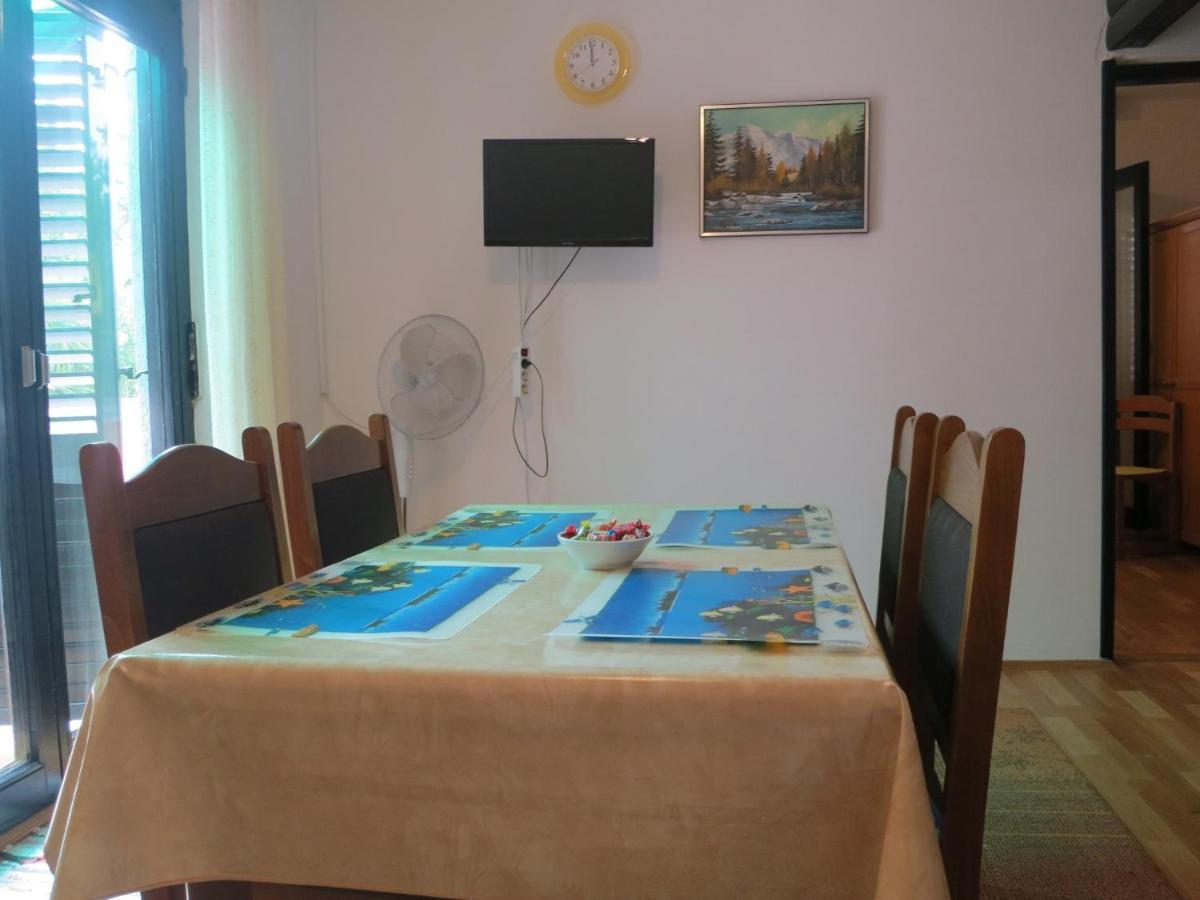 Apartment Prpic Malinska Cameră foto